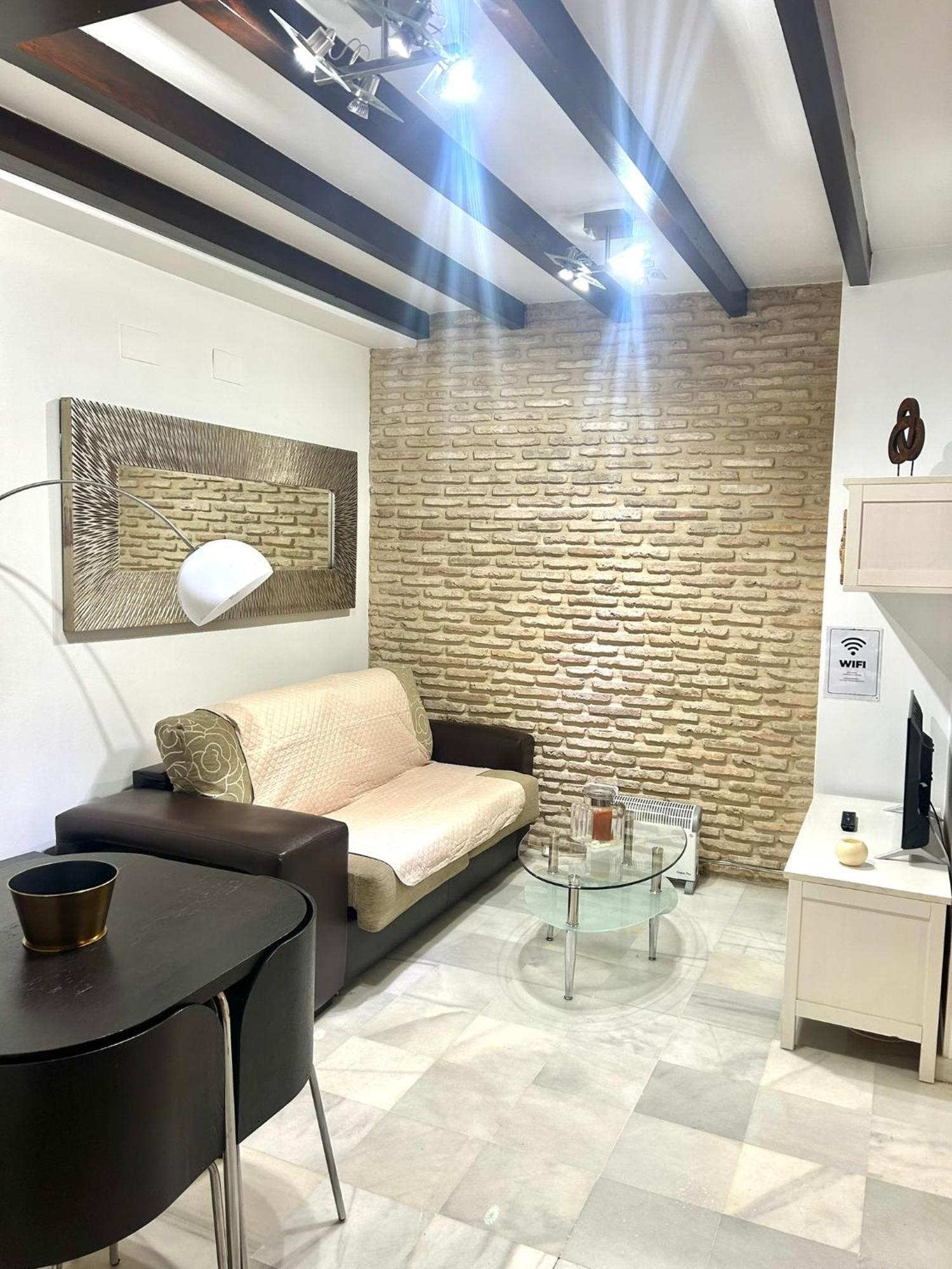 Triana Apartment Sevilla — Photos 2